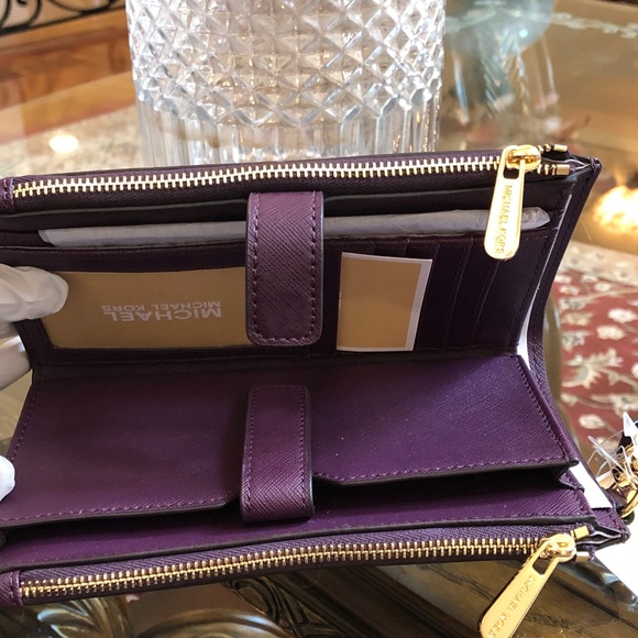 Michael kors double zip SmartHome wallet wristlet - Picture 8 of 8